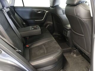 Toyota RAV4 Luxury Plus Technology Pakett 131kW