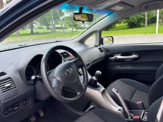 Toyota Auris 1.6 91kW