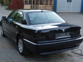 BMW 740