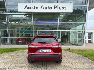 Toyota Corolla Cross Luxury 2.0 112кВ