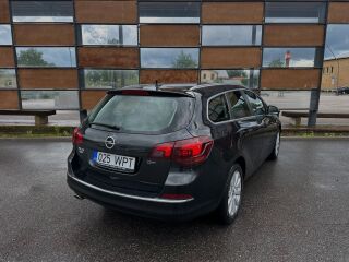 Opel Astra 2.0 121kW