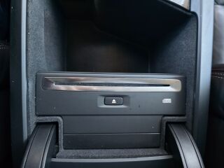Volvo V90 Cross Country Pro D5 AWD Onyx Black 2.0 D5 173kW