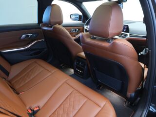 BMW 320 d xDrive Touring M-Sportpakett 2.0 140кВ