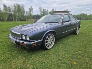 Jaguar XJ6 3.2 R6 155kW