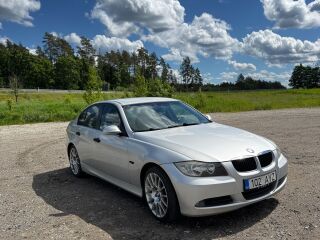 BMW 320 2.0 120kW