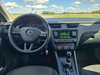Skoda Octavia 1.2 63kW