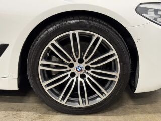 BMW 520 xDrive M-Sportpakett 2.0 140kW