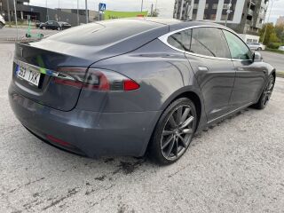 Tesla Model S 75D Dual Motor 386kW Enhanced Autopilot 158kW