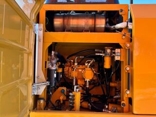 CAT / Caterpillar 320 FL 122kW