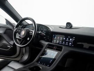 Porsche Taycan 4S