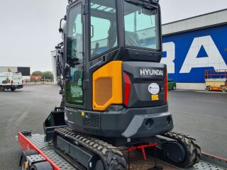Hyundai HX25AZ 18kW