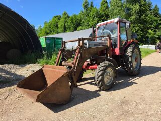 MTZ 825