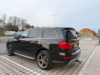 Mercedes-Benz GL 450 4.7 V8 270kW