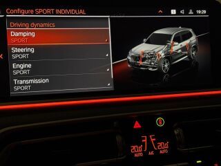BMW X5 xDrive 45e M-Sportpakett Plug-In-Hybrid 3.0 290kW