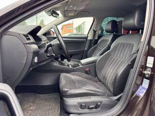 Skoda Superb Elegance 1.8 132kW