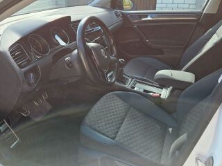 Volkswagen Golf 1.5 96kW
