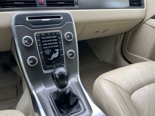 Volvo V70 2.0 VIIS SILINDRIT D3 100kW
