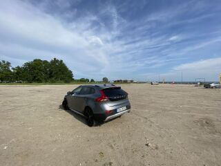 Volvo V40 Cross Country 2.0 110kW