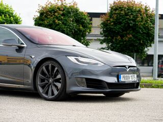 Tesla Model S 75D 158kW