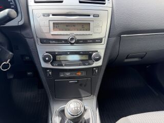 Toyota Avensis Linea Terra 1.6 97kW
