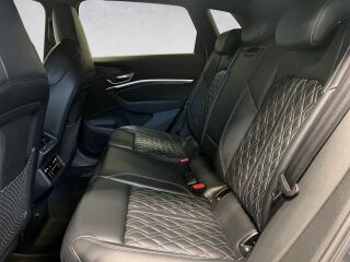 Audi e-tron 55 S-Line quattro 300kW