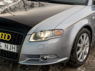 Audi A4 S line 3.2 V6 188kW