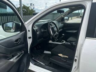 Nissan Navara N1 NP300 2.3 120кВ