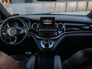Mercedes-Benz V 250 N1 2.1 140kW