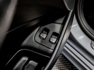 Mercedes-Benz E 220 AMG 2.0 143kW