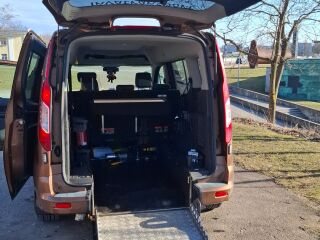 Ford Tourneo Connect  Inva 85kW