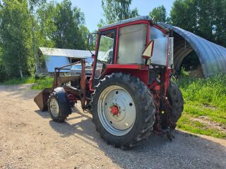 MTZ 825