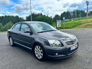 Toyota Avensis 2.0 108кВ