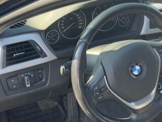 BMW 320 2.0 R4 120kW