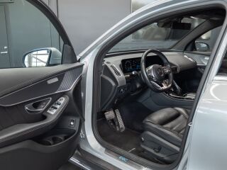 Mercedes-Benz EQC 400 4MATIC AMG Line 300кВ