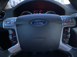 Ford Mondeo 1.8 92kW
