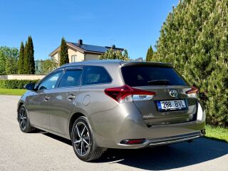 Toyota Auris Touring Sports Active Style Facelift 1.6 D-4D 82kW