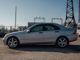 Mercedes-Benz C 180 2.0 95kW