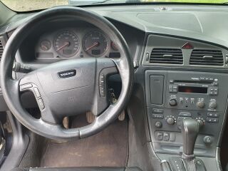 Volvo V70 2.4 D5 120kW