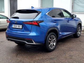 Lexus NX 300h AWD / Executive 2.5 114kW