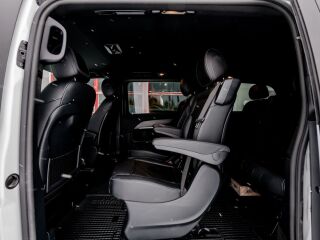 Mercedes-Benz V 250 4-Matic Extra Long AMG-Line Avantgarde 2.1 R4 140kW