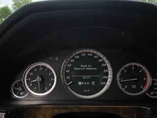 Mercedes-Benz E 200 CDi 2.1 100kW