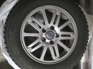 Volvo S60 2.4 103кВ