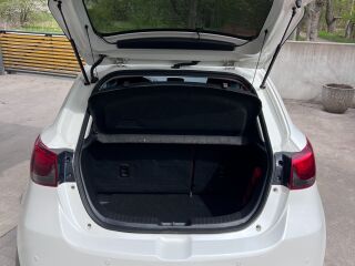 Mazda 2 1.5 66кВ