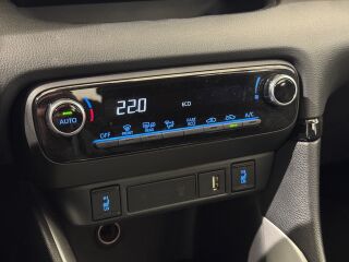 Toyota Yaris Active Plus Hybrid 1.5 68kW