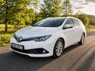 Toyota Auris 1.8 73kW