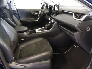 Toyota RAV4 Luxury Plus 131kW
