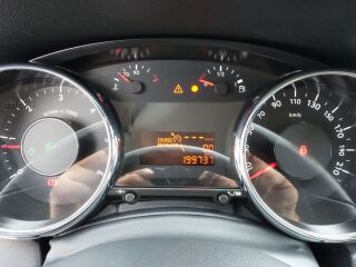 Peugeot 5008 Style Facelift 1.6 R4 HDi 84kW