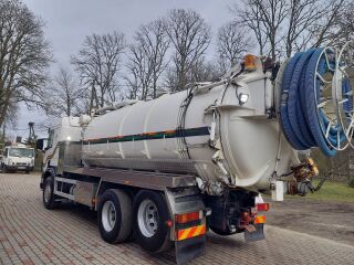 Scania P420 6x2x4 309kW