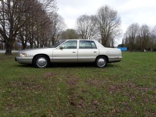 Cadillac DeVille 4.6 V8 205kW
