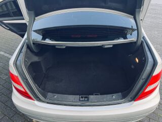 Mercedes-Benz C 220 2.1 125kW